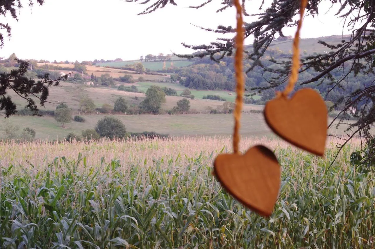 Domaine Des Grands Cedres - Maison D'Hotes Guest House Cordelle Bed & Breakfast